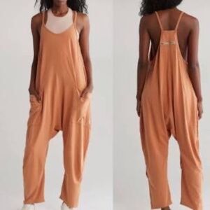 Free People Movement Hot Shot Oversized Distressed Apricot Onesie Jumpsuit Sz XS